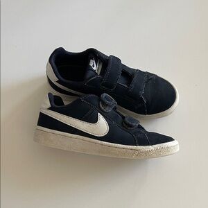 Nike Kids Black and White Velcro Sneakers